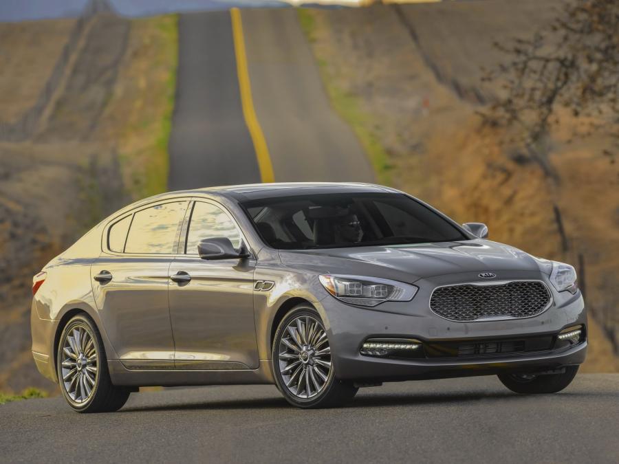  Kia K900 2014 года  (фото 20 из 30)